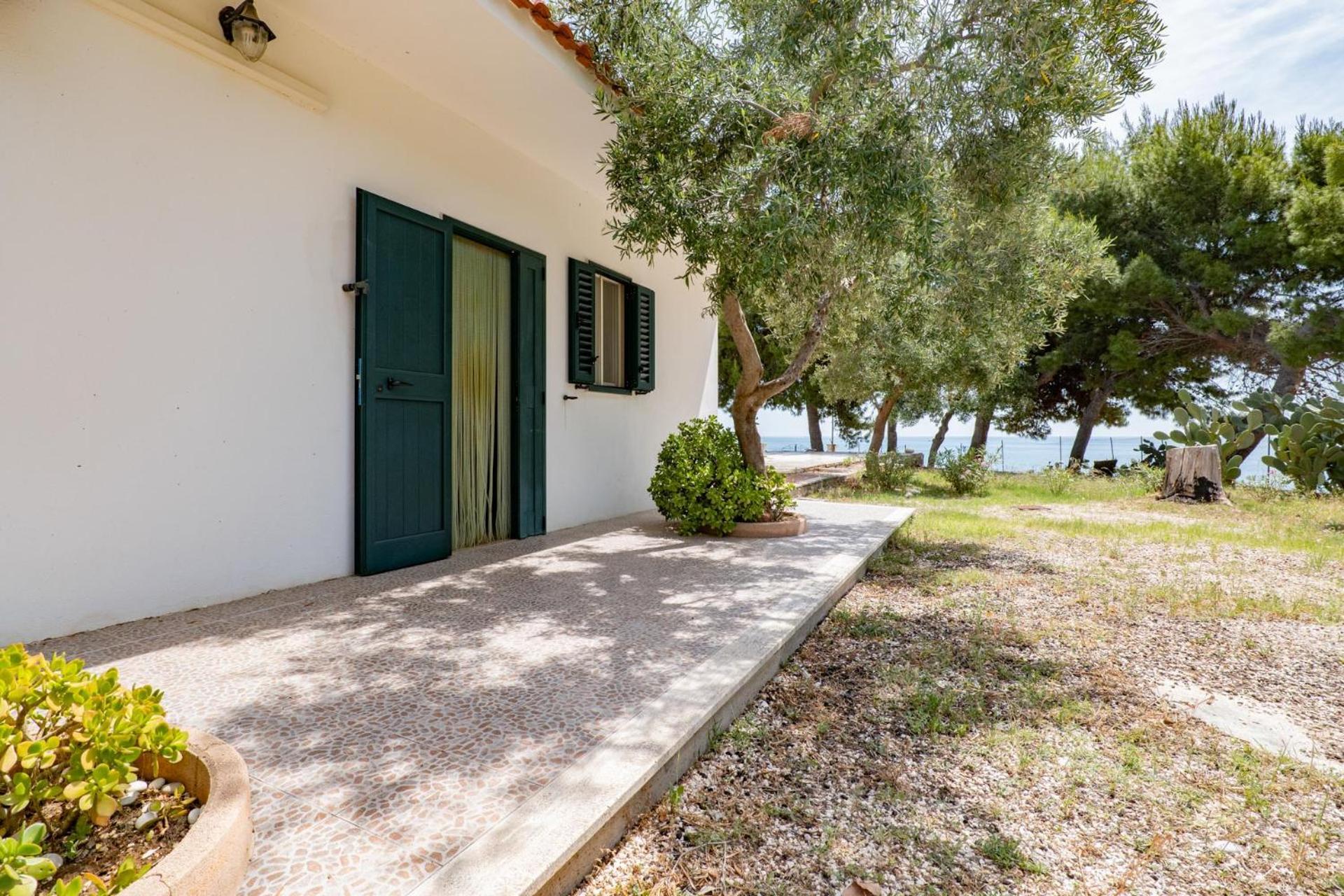 Residence Lido Dei Pini Mattinata Exterior foto